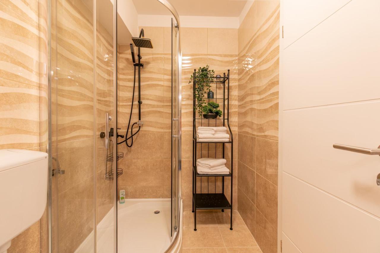 Apartment Korana Pula