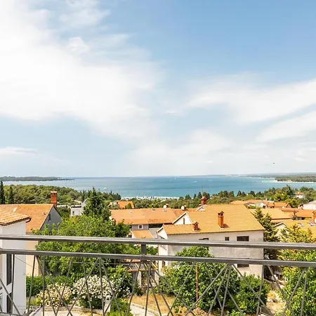 Apartments Korana Pula Exterior photo