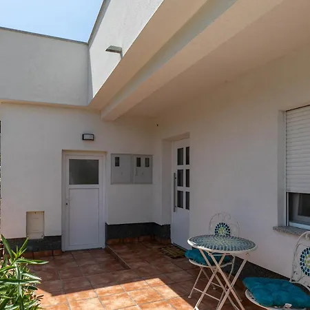 Apartments Korana Pula Exterior photo